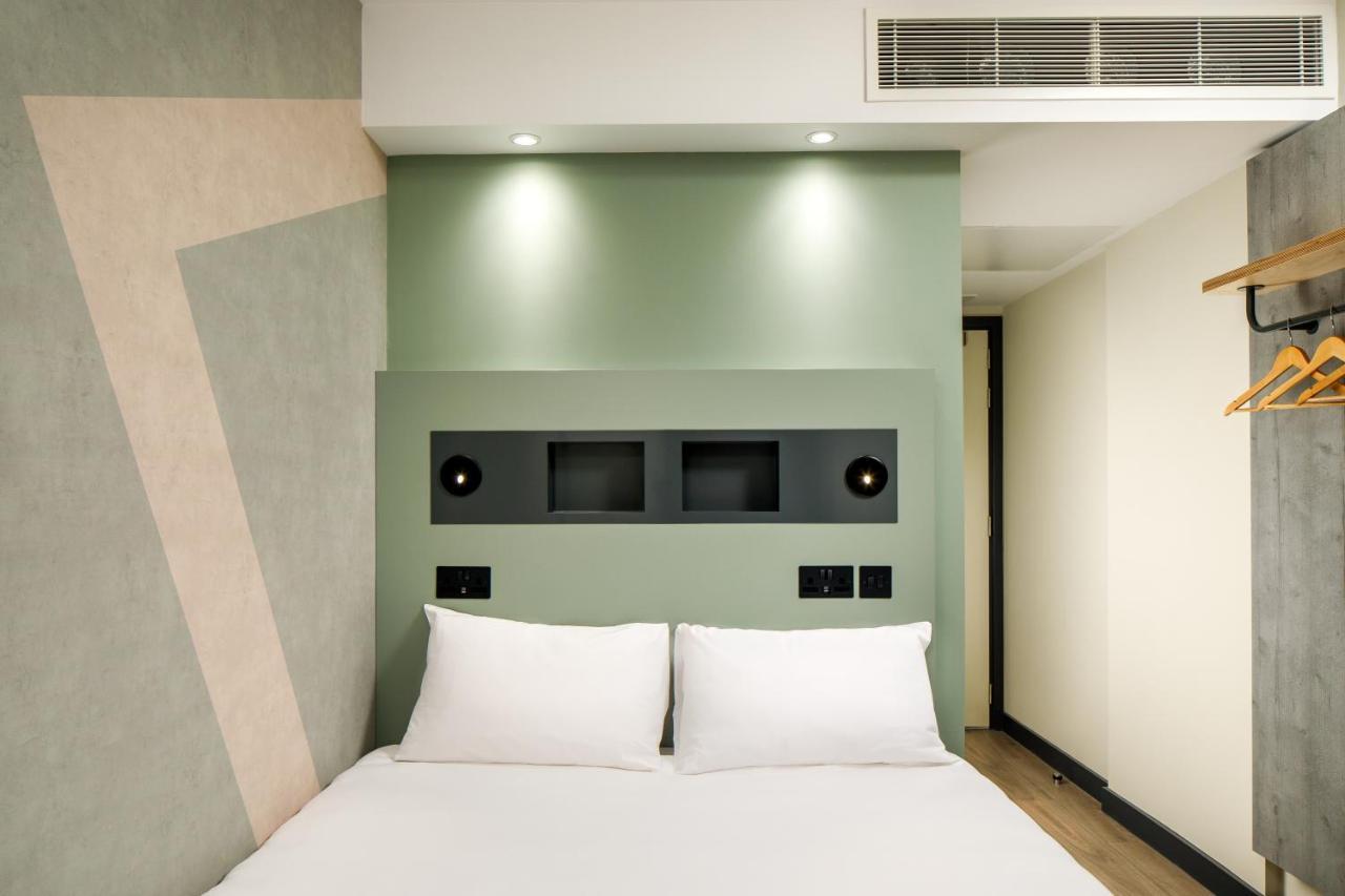 Ibis Budget Manchester Airport T2 Hotel