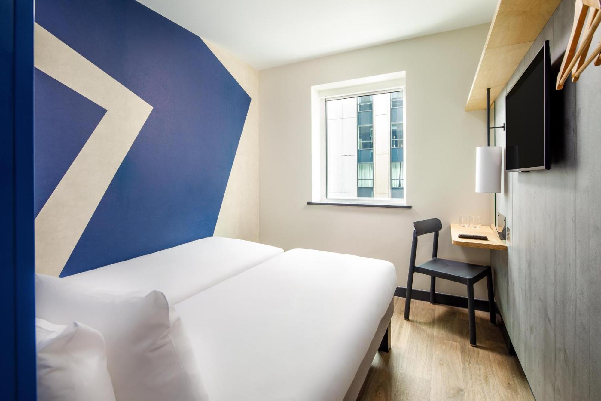 Ibis Budget Manchester Airport T2 Hotel 2*